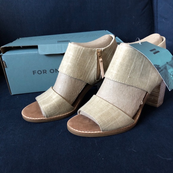 toms heels canada